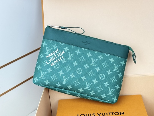 Louis Vuitton Pochette Voyage Souple Pouch M12665 Green